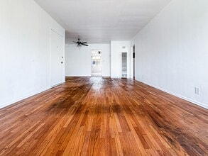 4024 Palmwood Dr in Los Angeles, CA - Building Photo - Building Photo