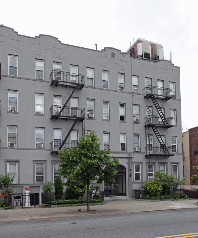 1770 Bay Ridge Pky in Brooklyn, NY - Foto de edificio - Building Photo