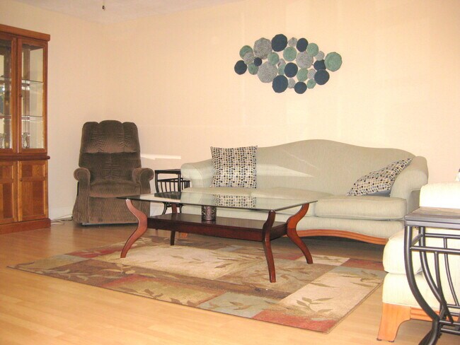 281 Tuscany Ln in Delray Beach, FL - Foto de edificio - Building Photo
