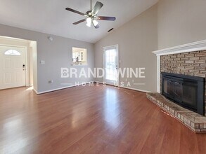 460 Polk Manor Dr in Greenwood, IN - Building Photo - Building Photo