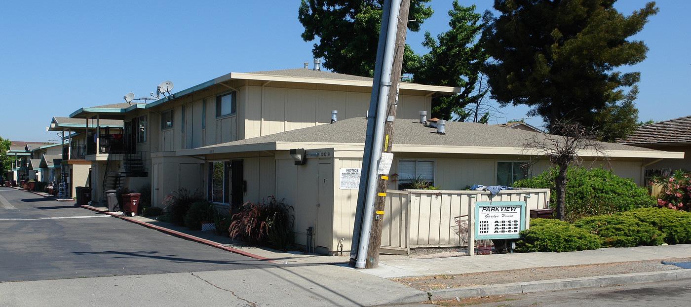 1201 147th Ave in San Leandro, CA - Building Photo