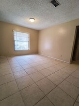 1020 4th St SE in Winter Haven, FL - Building Photo - Building Photo