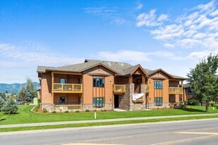 6201 Shiloh Ave in Whitefish, MT - Building Photo