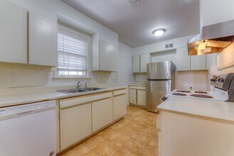 1175 Mt Moriah Rd in Memphis, TN - Building Photo - Building Photo