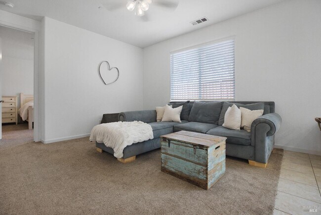 2123 Lusitano Drive in Fairfield, CA - Building Photo - Building Photo