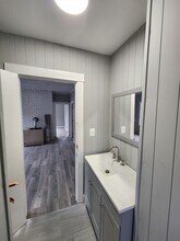 351 Tecumseh St in Fall River, MA - Building Photo - Building Photo