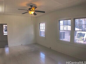 1076 Karratti Ln in Honolulu, HI - Building Photo - Building Photo