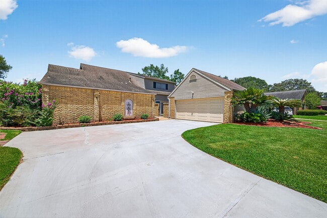 property at 3710 Point Clear Dr