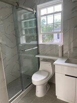 1542 Tibbits Ave in Troy, NY - Building Photo
