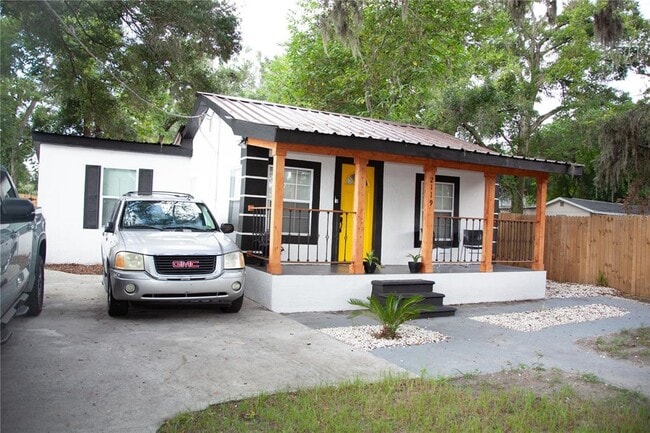 2119 E Ellicott St in Tampa, FL - Building Photo - Building Photo