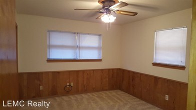 1406 8th St in Canyon, TX - Building Photo - Building Photo