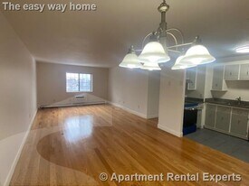 474 Broadway in Somerville, MA - Building Photo