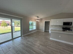 2106 Nelson Rd N in Cape Coral, FL - Building Photo - Building Photo