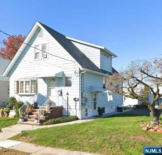 property at 705 7th St