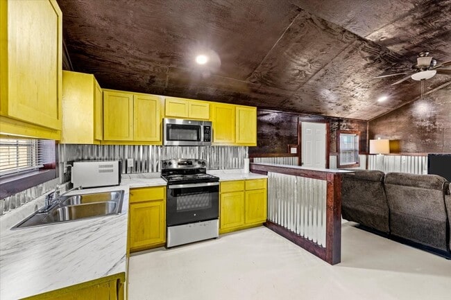 property at 2823 Avenue Q