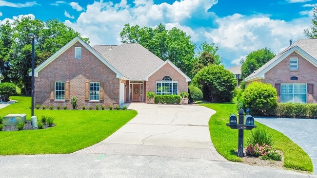 4485 Turnberry Pl in Niceville, FL - Foto de edificio - Building Photo