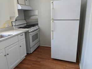 5238 Wilkinson Ave in Valley Village, CA - Building Photo - Building Photo