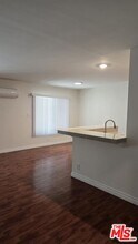350 S Hobart Blvd in Los Angeles, CA - Building Photo - Building Photo