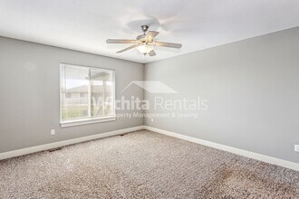 12817 E Zimmerly St in Wichita, KS - Building Photo - Building Photo