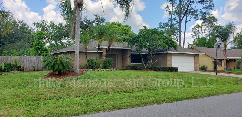 4726 Sheffield Rd in Land O Lakes, FL - Building Photo