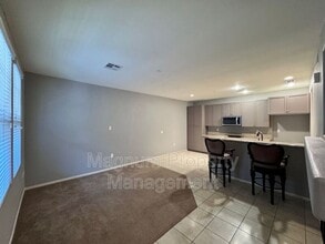 30505 Canyon Hills Rd in Lake Elsinore, CA - Building Photo - Building Photo