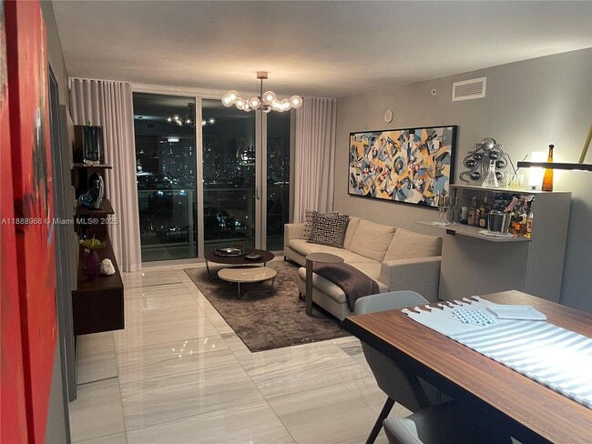 330 Sunny Isles Blvd