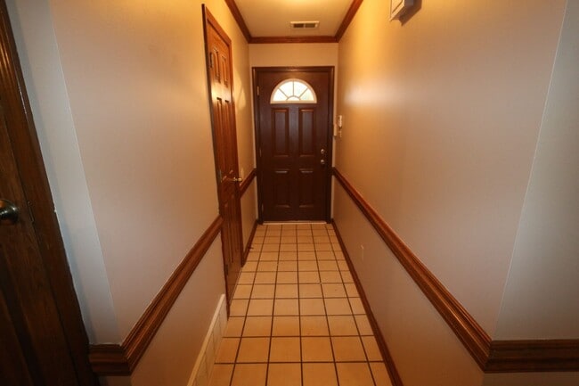 5300 Ross Rd in Memphis, TN - Building Photo - Building Photo