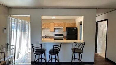 1873 N Green Ln N in Palatine, IL - Building Photo - Building Photo