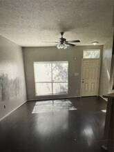 13620 Rosewood St in Houston, TX - Foto de edificio - Building Photo