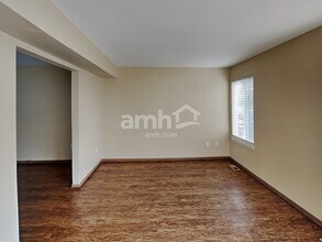 21261 W Creston Ct in Plainfield, IL - Building Photo - Building Photo