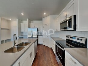 8815 N 171st Dr in Waddell, AZ - Foto de edificio - Building Photo