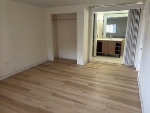 1231 N Galena Ave in Dixon, IL - Building Photo - Building Photo