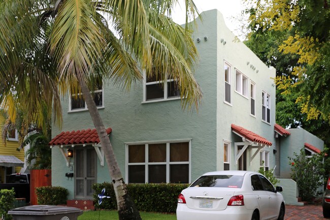 711 Palm St in West Palm Beach, FL - Building Photo - Building Photo