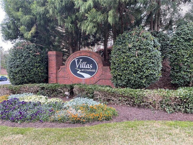 4652 Creekside Villas Way in Smyrna, GA - Building Photo - Building Photo