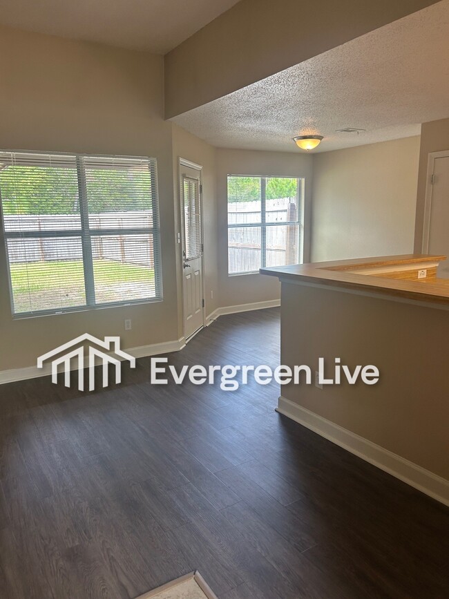 30 Callan Ct in Pensacola, FL - Building Photo - Building Photo