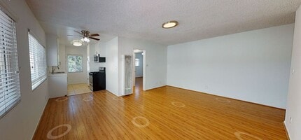 1825 S. Beloit Ave in Los Angeles, CA - Building Photo - Interior Photo