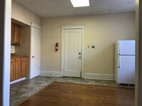 230 W 3rd St, Unit 27 photo'