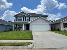 5862 Blackhorse Cir in Pensacola, FL - Building Photo
