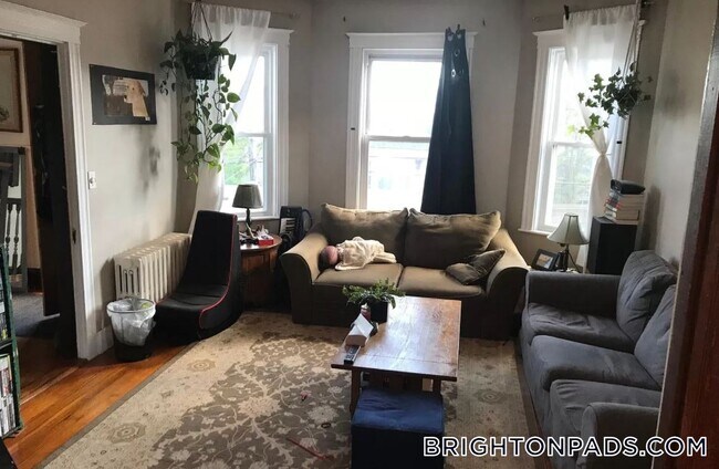 property at 65 Hobart St