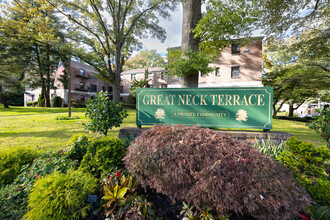 Great Neck Terrace Apartments in Great Neck, NY - Building Photo - Building Photo