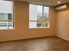 3629 1st Ave NW in Seattle, WA - Building Photo - Building Photo