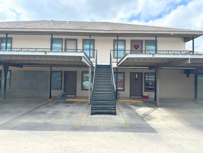 property at 1421 W Harrison Ave