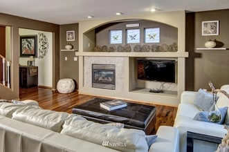18318 8th Dr SE in Bothell, WA - Foto de edificio - Building Photo