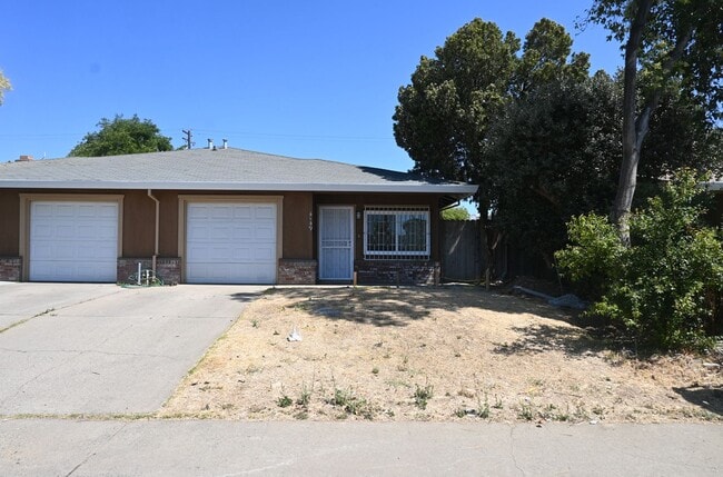 property at 4149 Cuny Ave