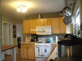 3 Edgar Ter, Unit 1A in Somerville, MA - Building Photo