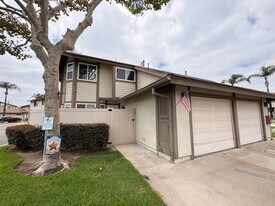 131 Alpine Ct in Ontario, CA - Building Photo