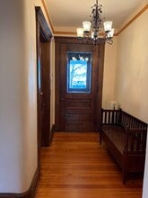 163 Dwight St, Unit First Floor in New Haven, CT - Building Photo - Building Photo