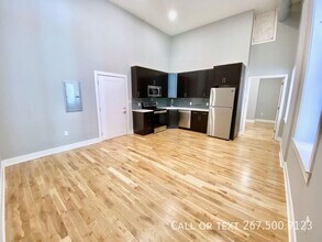 1523 W Girard Ave in Philadelphia, PA - Building Photo - Building Photo