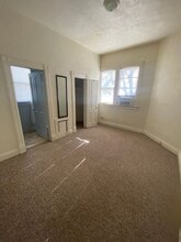 1122 W Charles St in Grand Island, NE - Building Photo - Building Photo