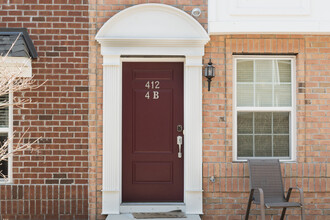 412 Sewall Ave in Asbury Park, NJ - Foto de edificio - Building Photo